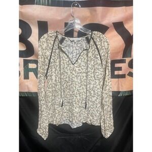 Blouse size small Cupcakes and Cashmere